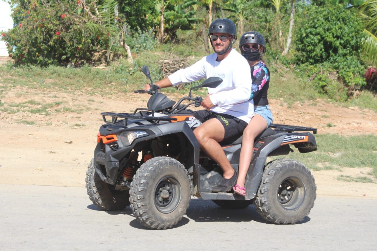 Four Wheel, Quad Bike and ATV. Cuatrimoto Todo Terreno, Bavaro Punta Cana